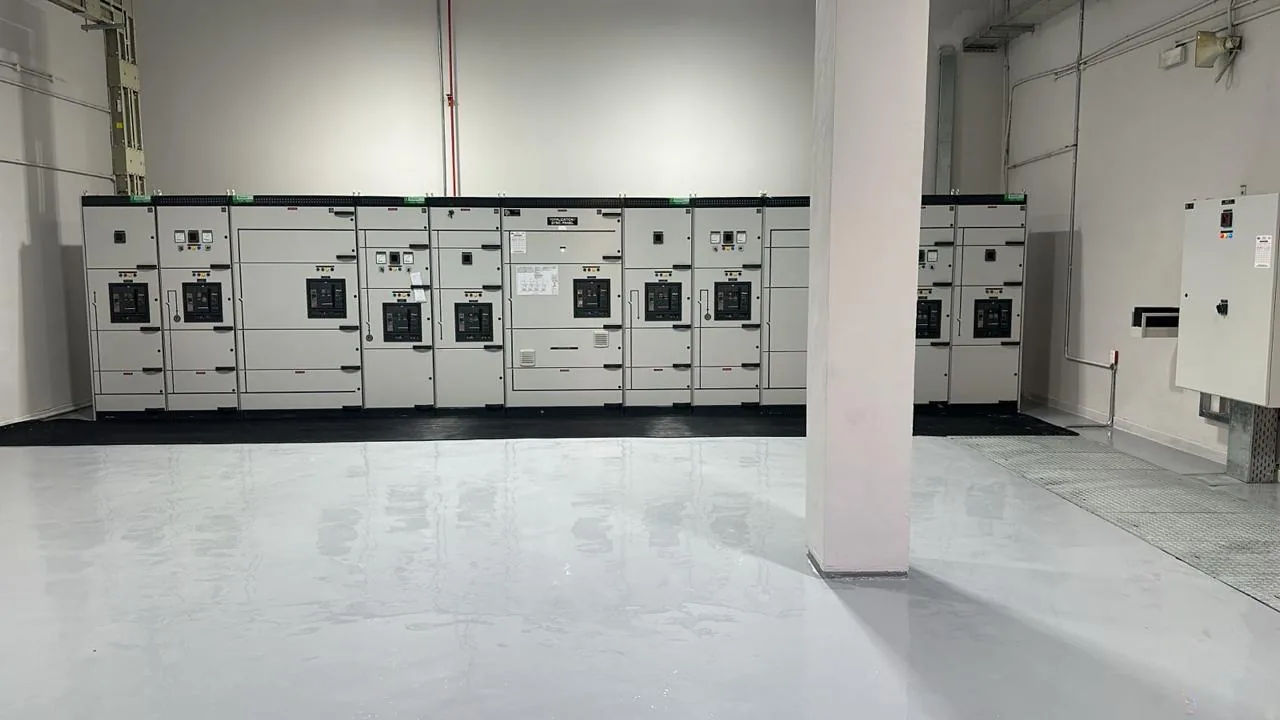 LV switchgear lineup